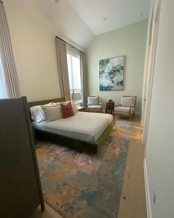 SW Sagey bedroom review