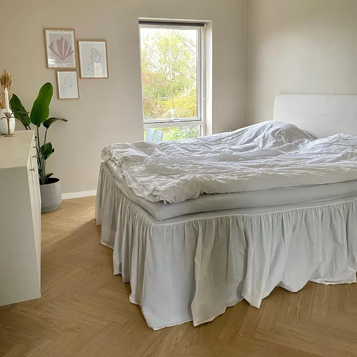 Jotun Sand bedroom review