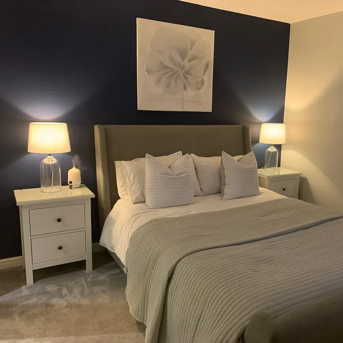 Dulux Sapphire Salute bedroom accent wall 