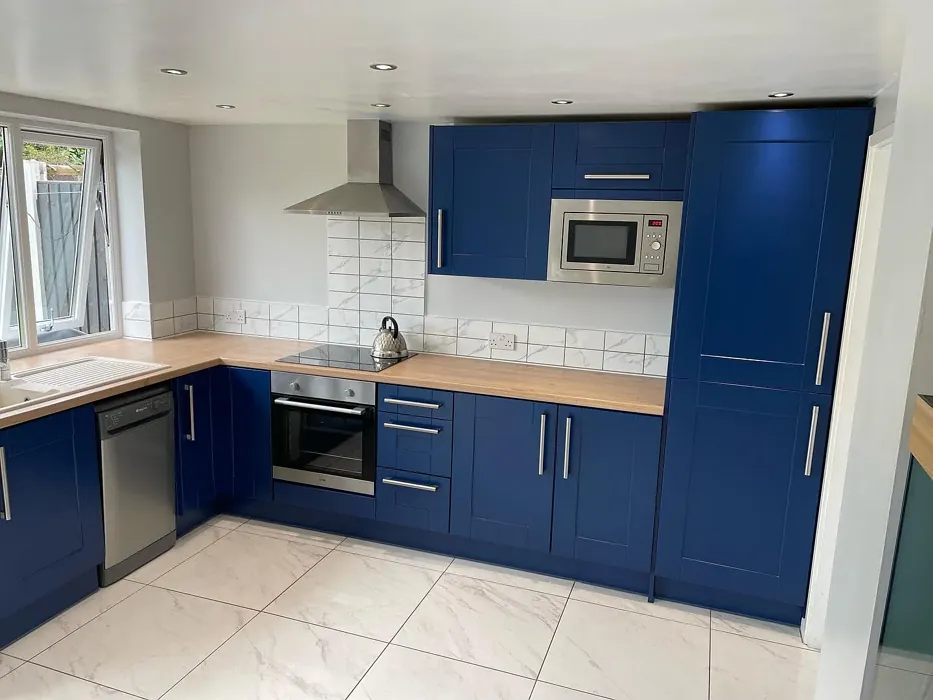 RAL Classic  Sapphire blue kitchen cabinets paint