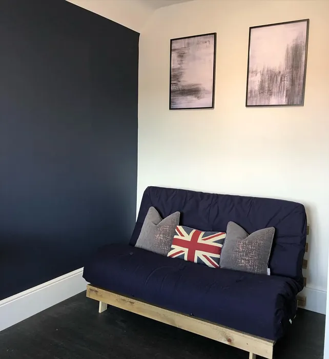 Dulux Sapphire Splendor living room accent wall