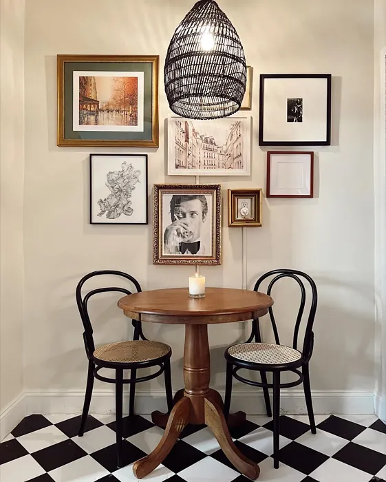 Farrow and Ball School House White dining room 