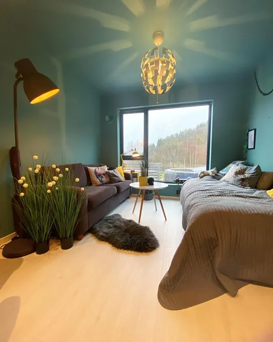 Jotun Sea Emerald kids' room color