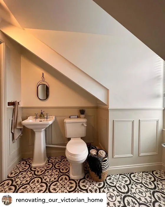 Farrow and Ball Shaded White 201 bathroom