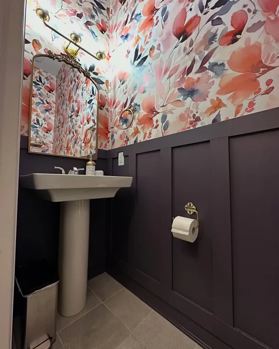 Benjamin Moore Shadow bathroom wall panelling 