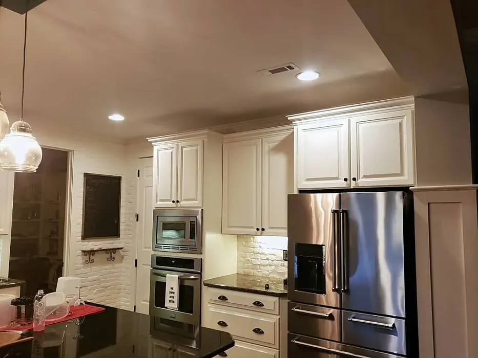 SW Creamy kitchen cabinets review