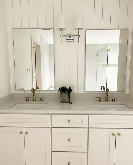 SW Shoji White cozy bathroom color review