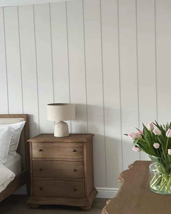 Little Greene Slaked Lime Mid 149 bedroom accent wall panelling