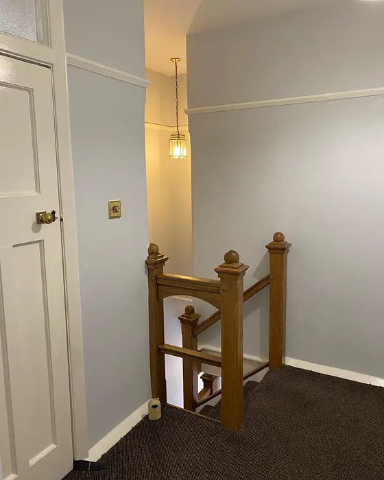 Dulux 04BB 75/027 hallway review