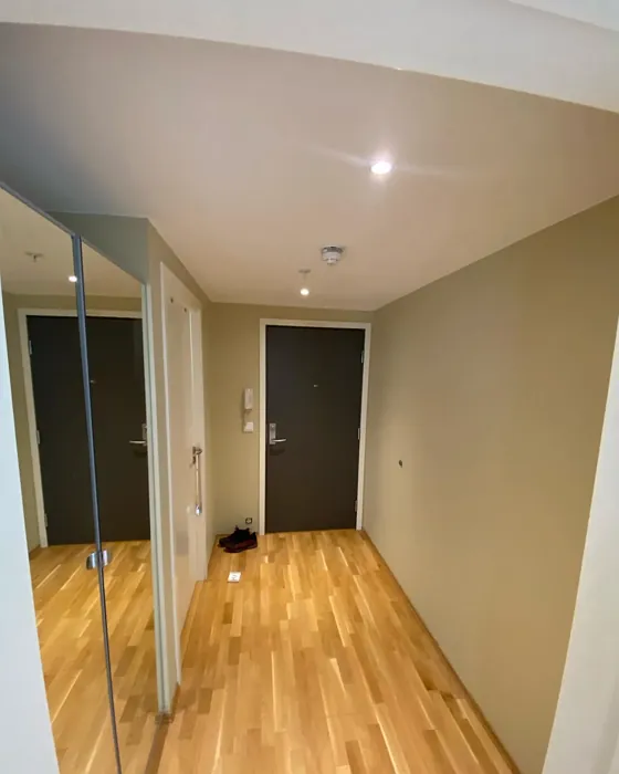 Jotun Soft Radiance hallway color review