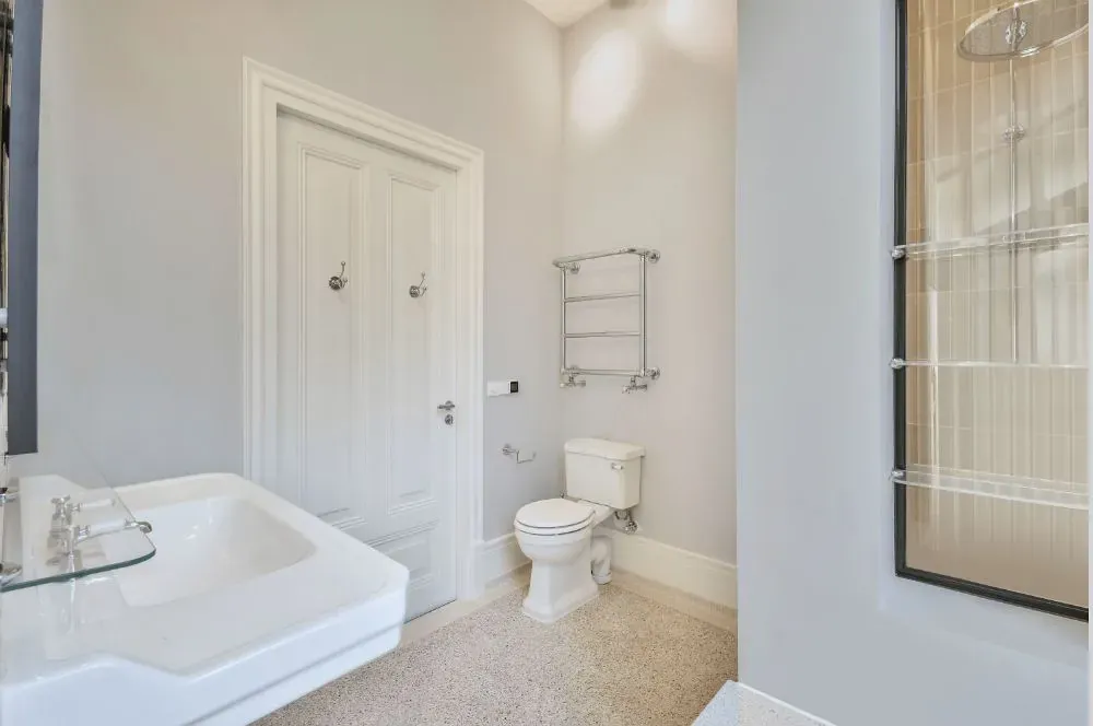 Sherwin Williams Soothing White bathroom