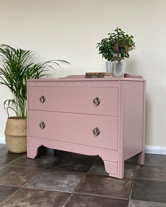Farrow and Ball Sulking Room Pink 294 painted furniture