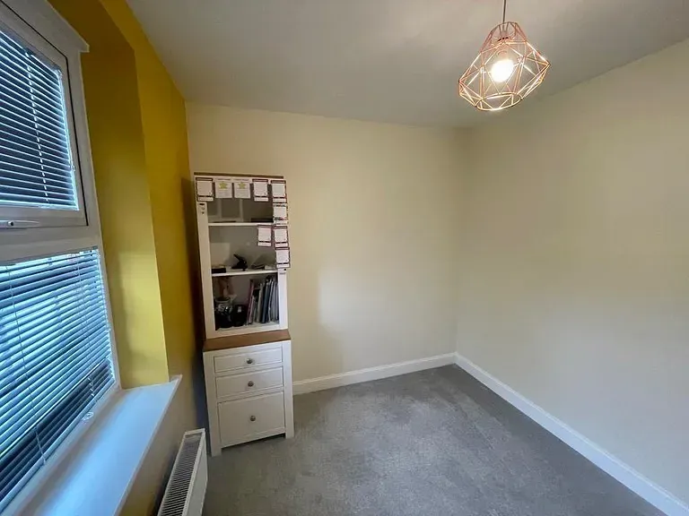 Dulux Sun Dust 2 accent wall color