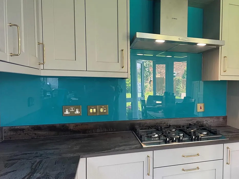 Dulux Teal Touch kitchen backsplash