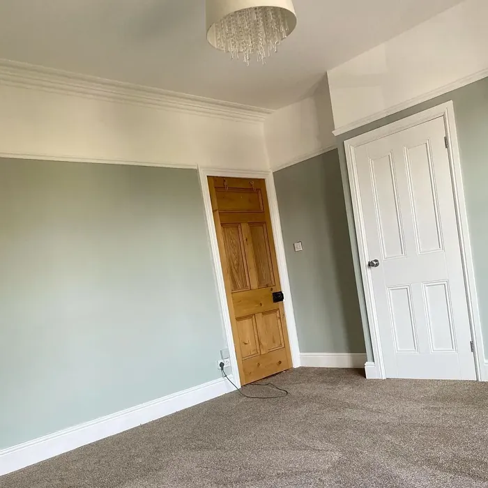 Dulux Tranquil Dawn living room review