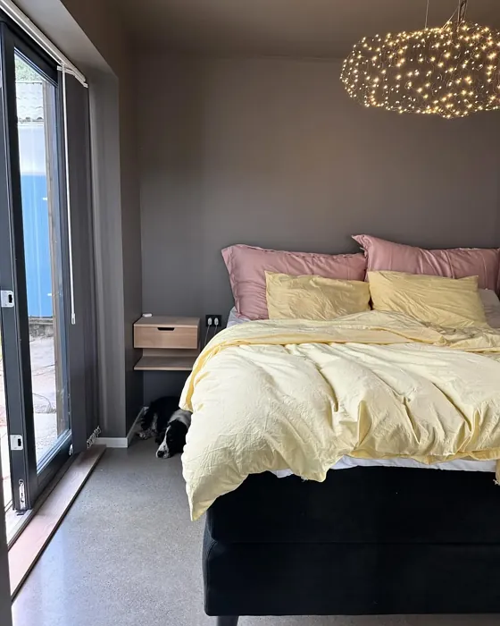 Jotun Sober bedroom paint