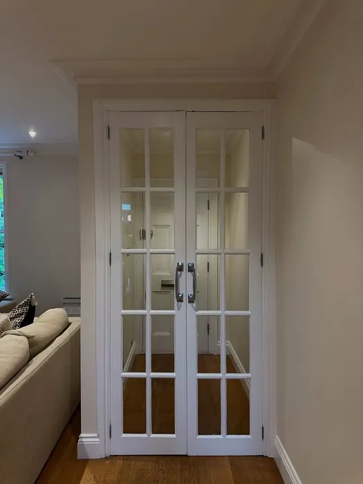 Dulux Vanilla White living room color review