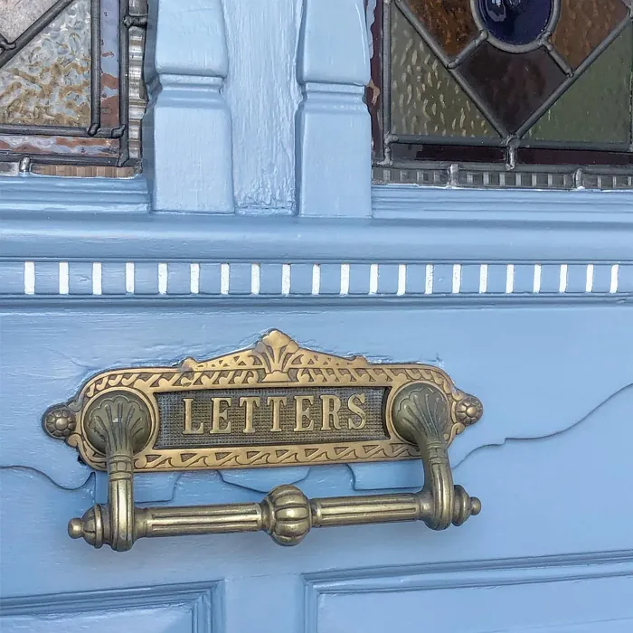 Dulux Vast Lake front door color review