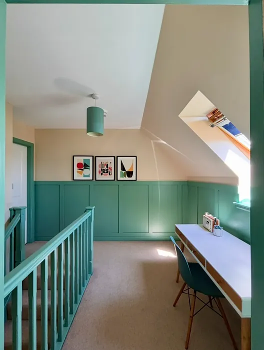 Village Maze wall panelling color