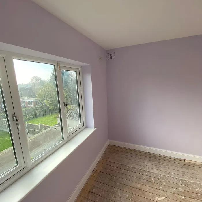 Dulux Violet White wall paint makeover
