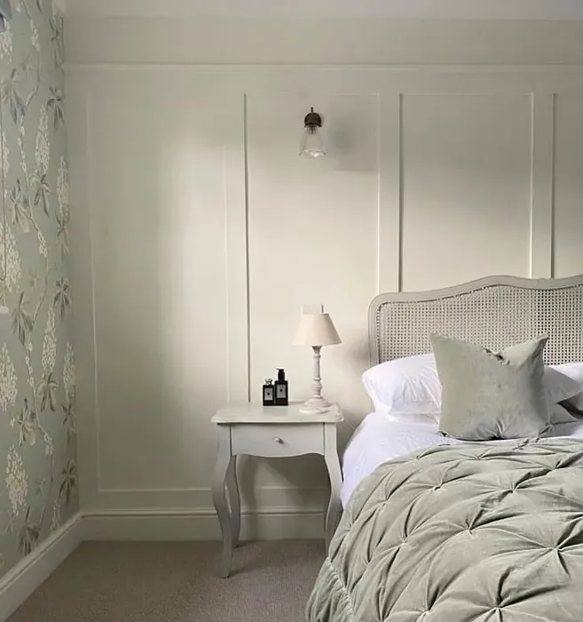 Farrow and Ball Wimborne White bedroom color review
