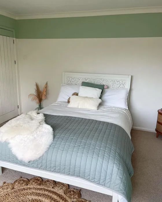 Farrow and Ball Wimborne White bedroom inspiration