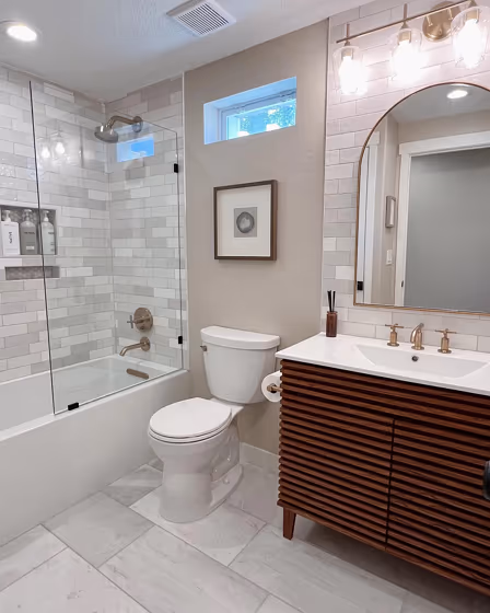 Sw Accessible Beige Bathroom