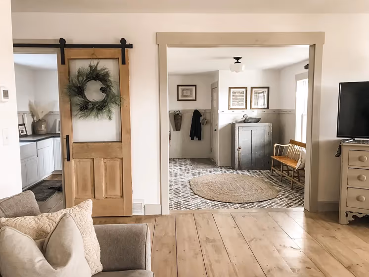 Sw 7036 Trim, Doors, And Beadboard