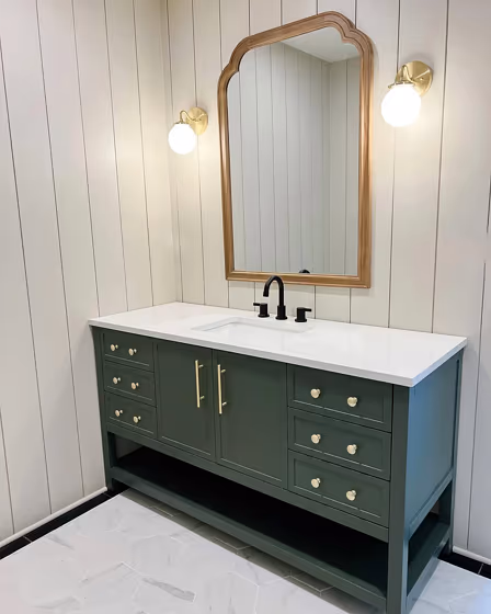 Sw Accessible Beige Bathroom