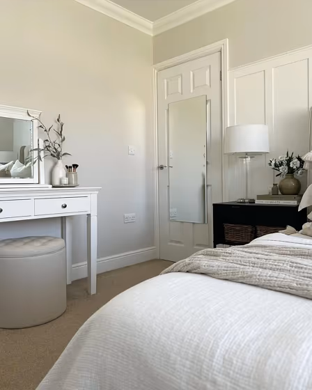 Farrow and Ball 274 bedroom picture