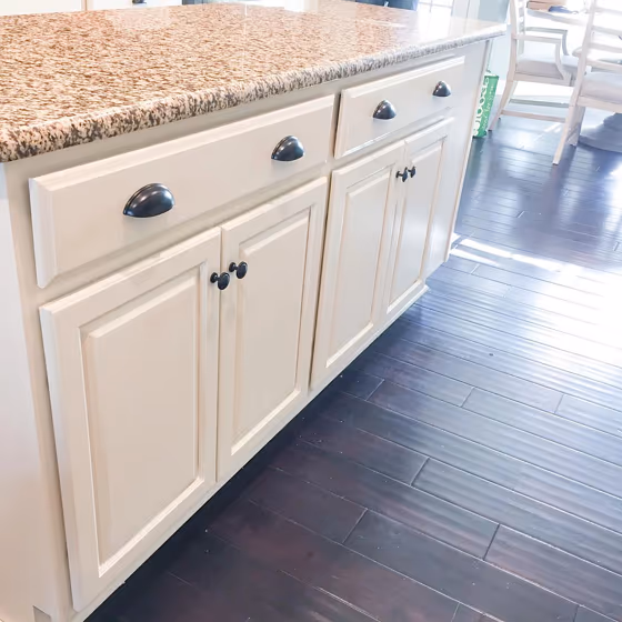 Sherwin Williams Antique White Kitchen Cabinets