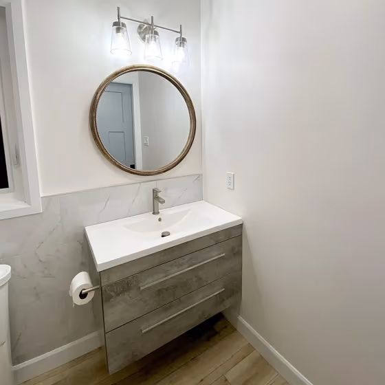 SW Arcade White bathroom color