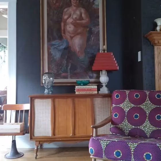 Behr MQ2-62 living room interior