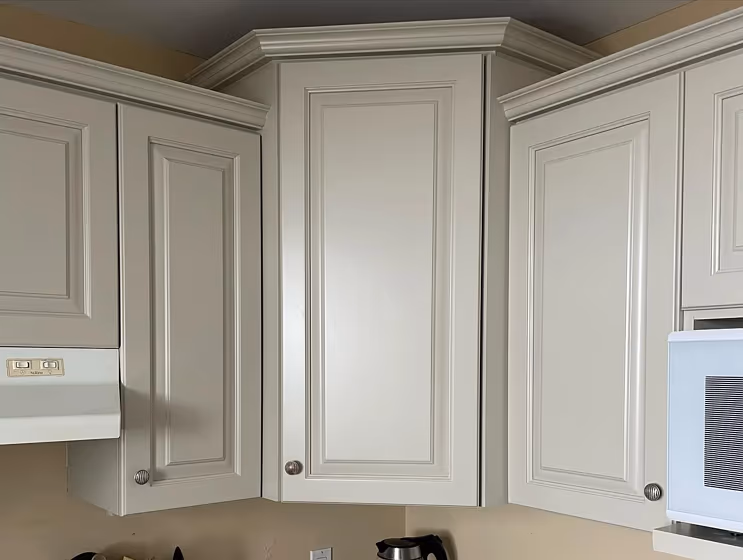 Benjamin Moore HC-176 kitchen cabinets