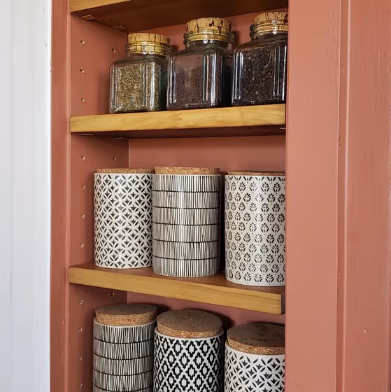 Hc-51 Painted Storage