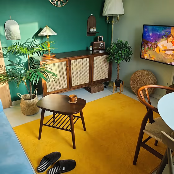 567 living room accent wall