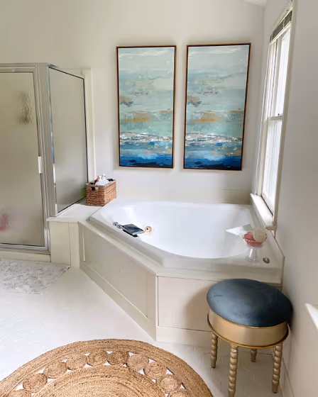 Benjamin Moore Classic Gray Bathroom