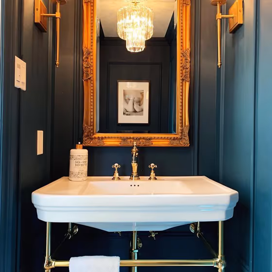 Bm Dark Harbor Bathroom