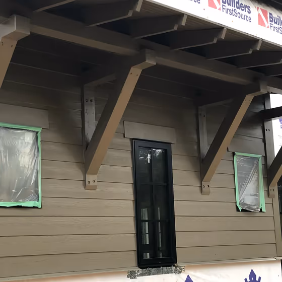 Benjamin Moore Dash of Pepper exterior paint