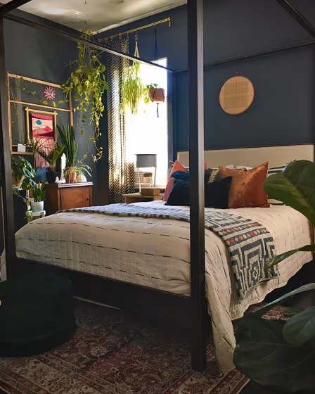 Benjamin Moore Deep Space bedroom review