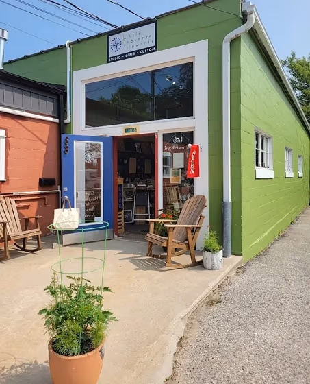 Benjamin Moore Forest Hills Green exterior color