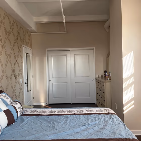 Benjamin Moore Frosted Toffee victorian bedroom color