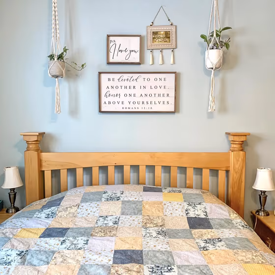 Benjamin Moore Harbor Haze bedroom review