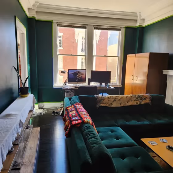 Bm Hunter Green Living Room