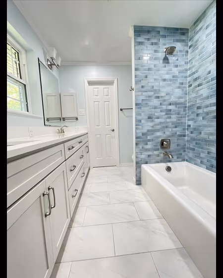 Benjamin Moore Lookout Point bathroom paint