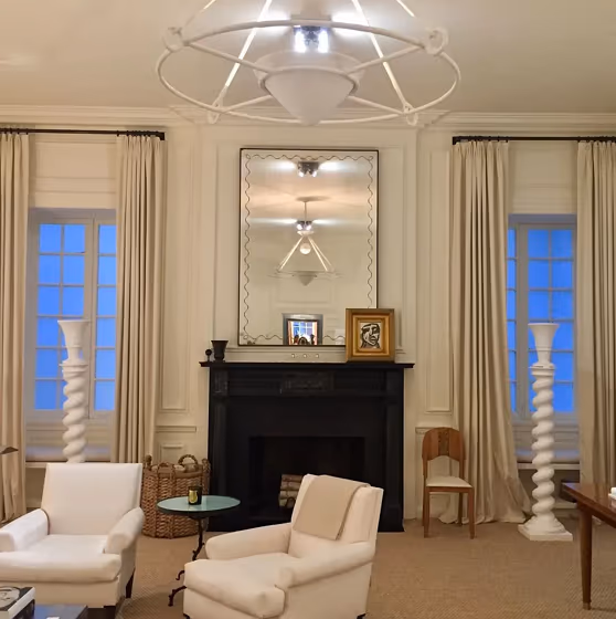 Benjamin Moore OC-85 living room color review