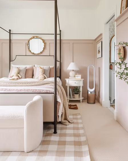Bm Meadow Pink Bedroom