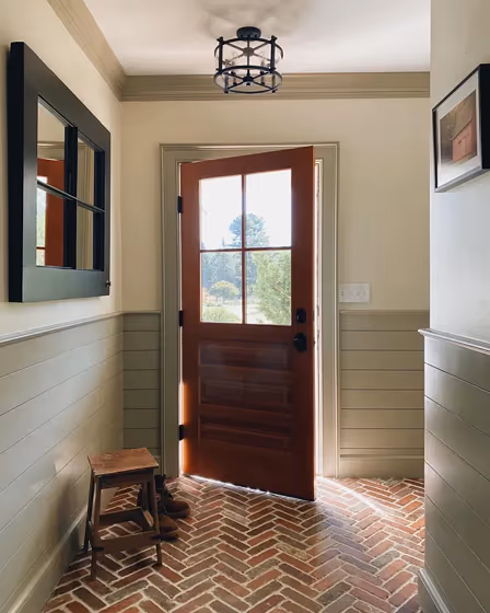 Benjamin Moore Nantucket Gray Wall Panelling