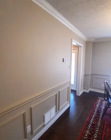 Benjamin Moore Natural Linen wall paint