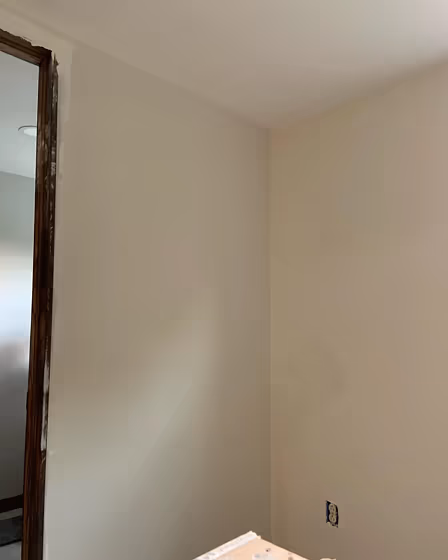 Benjamin Moore Old Prairie hallway paint